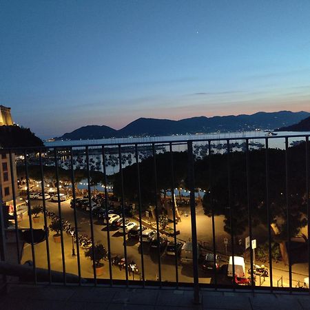 Apartmán La Soffitta Sul Golfo Lerici Exteriér fotografie