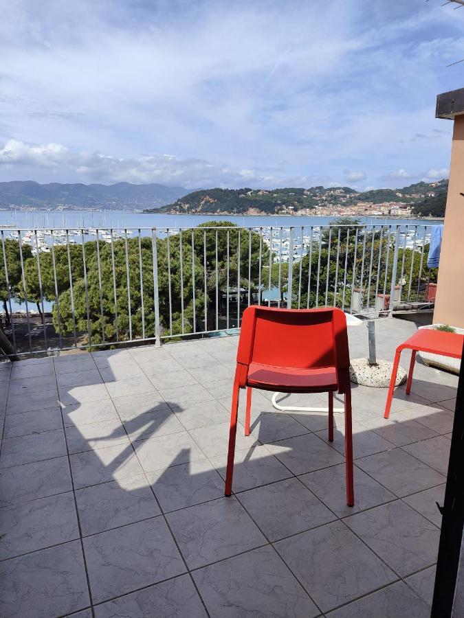 Apartmán La Soffitta Sul Golfo Lerici Exteriér fotografie