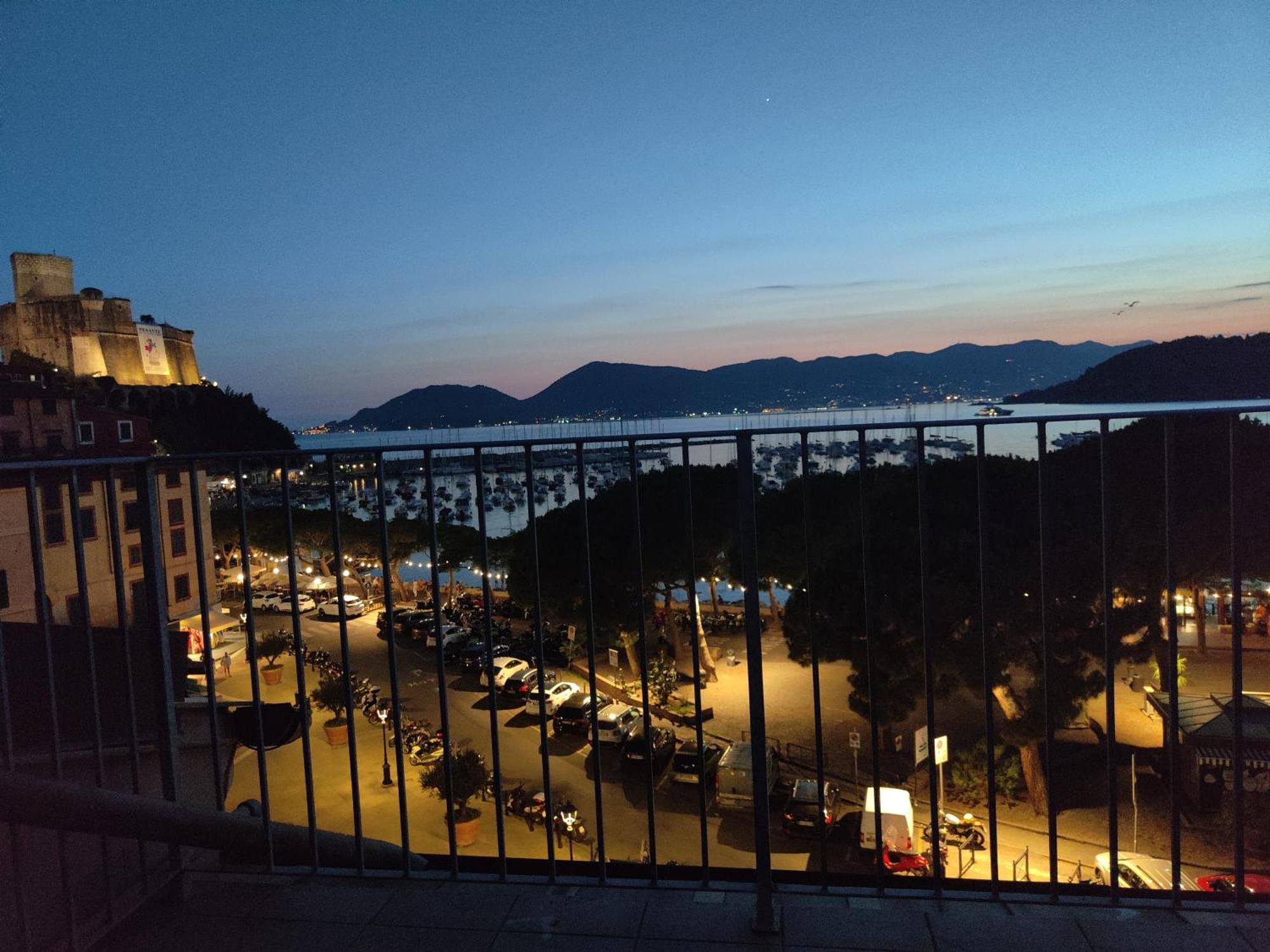 Apartmán La Soffitta Sul Golfo Lerici Exteriér fotografie